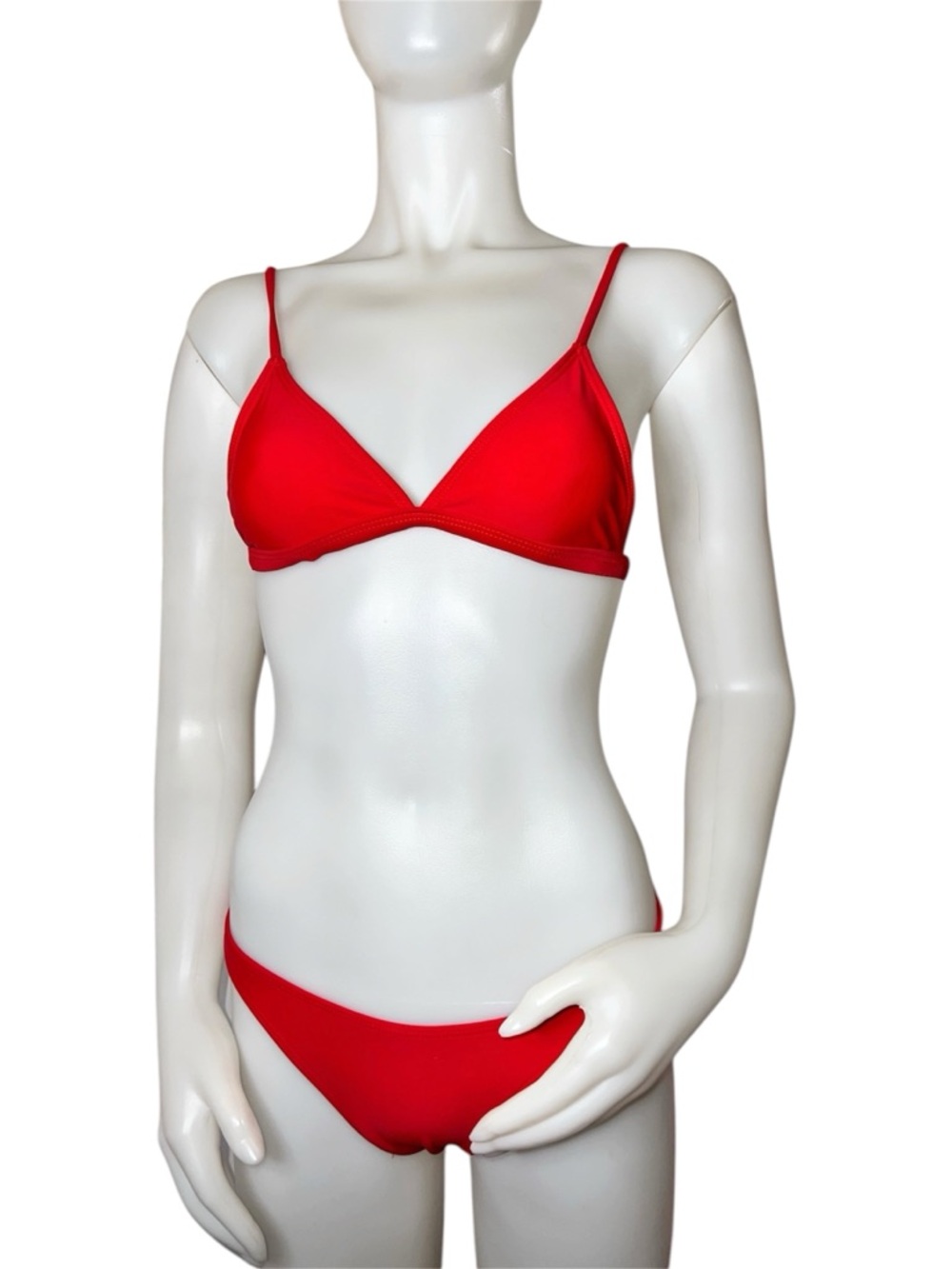 Red Women's Triangle Bikini Set - Classic Two-Piece Swimwear Set